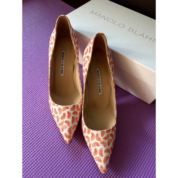 $745 Manolo Blahnik Pumps Size 37 EU 7 US NEW White Orange Linen Grapefruit - Picture 2 of 12